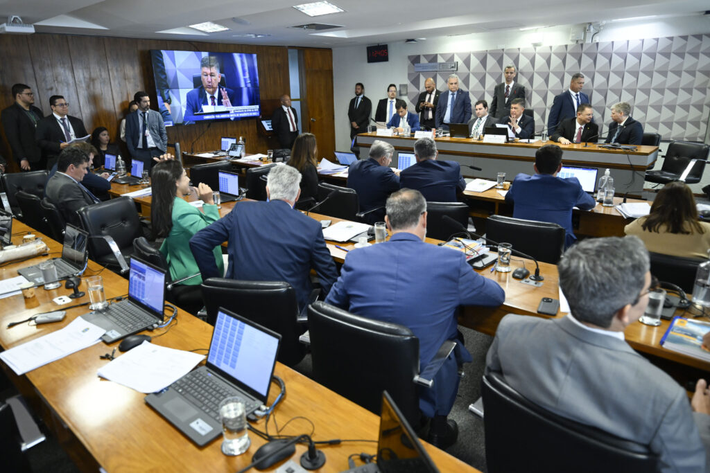 CPMI do INSS blinda Lulinha mais uma vez