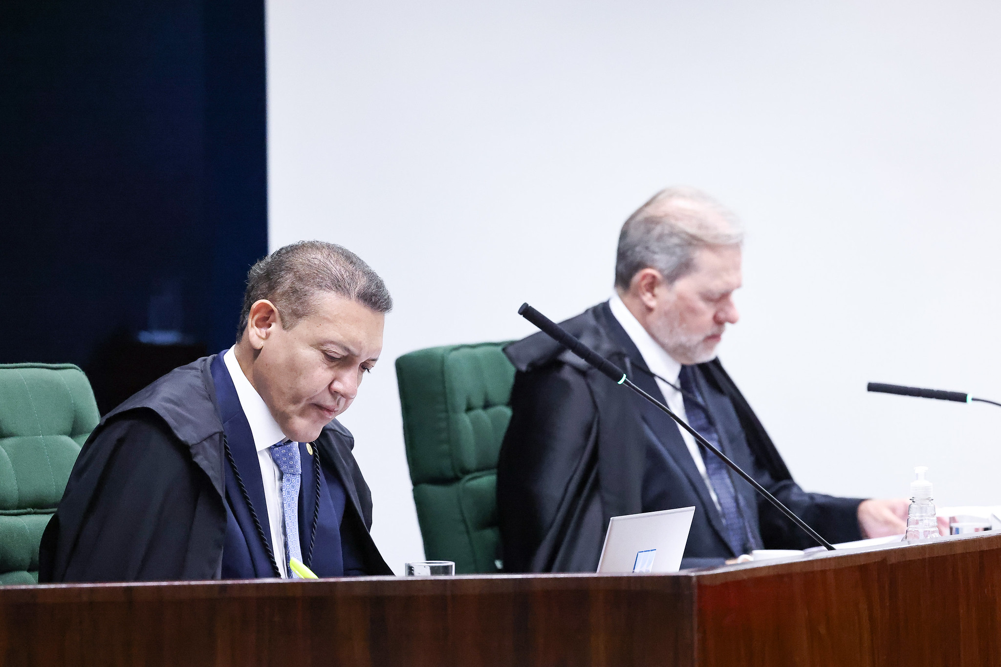 ‘Se fosse no Japão, um ministro enrolado já teria se suicidado’, diz Zema