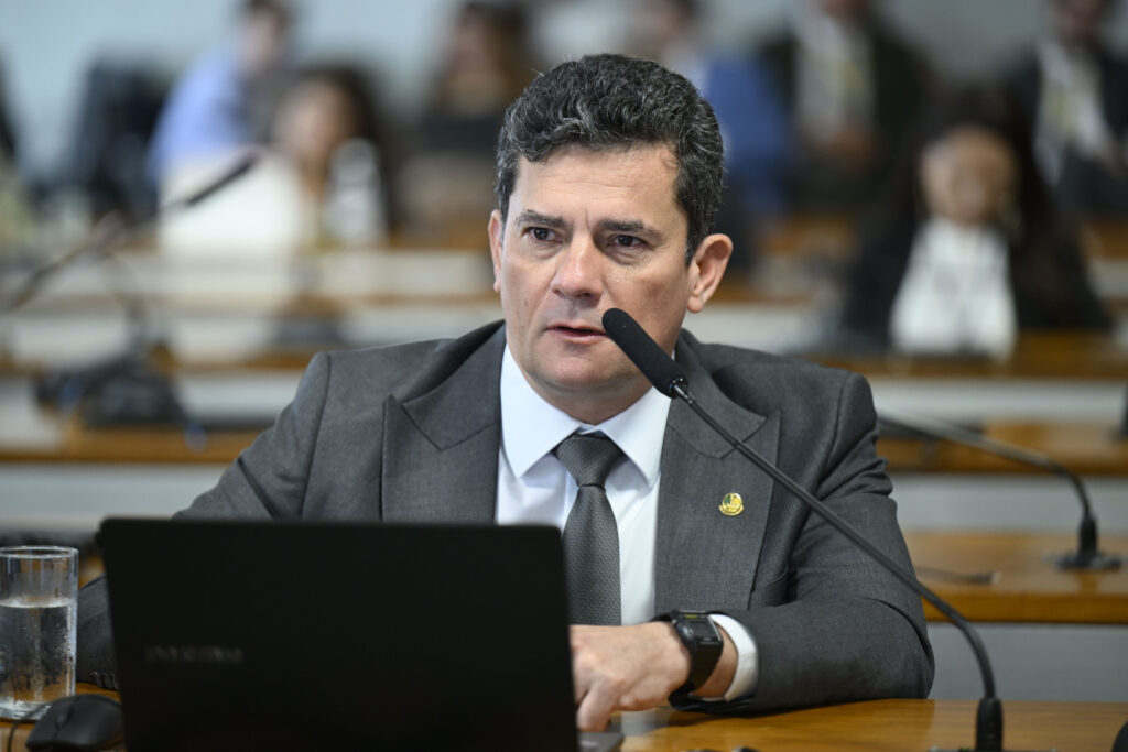 “Alento ao Brasil”, diz Moro sobre novo relator do caso Master