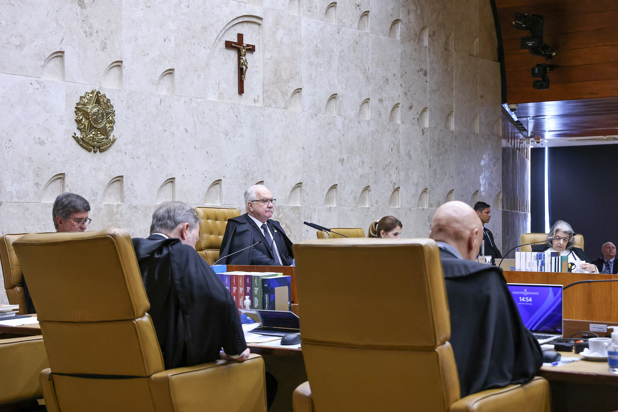Crusoé: Baixou a Sexta-feira 13 de Carnaval no STF