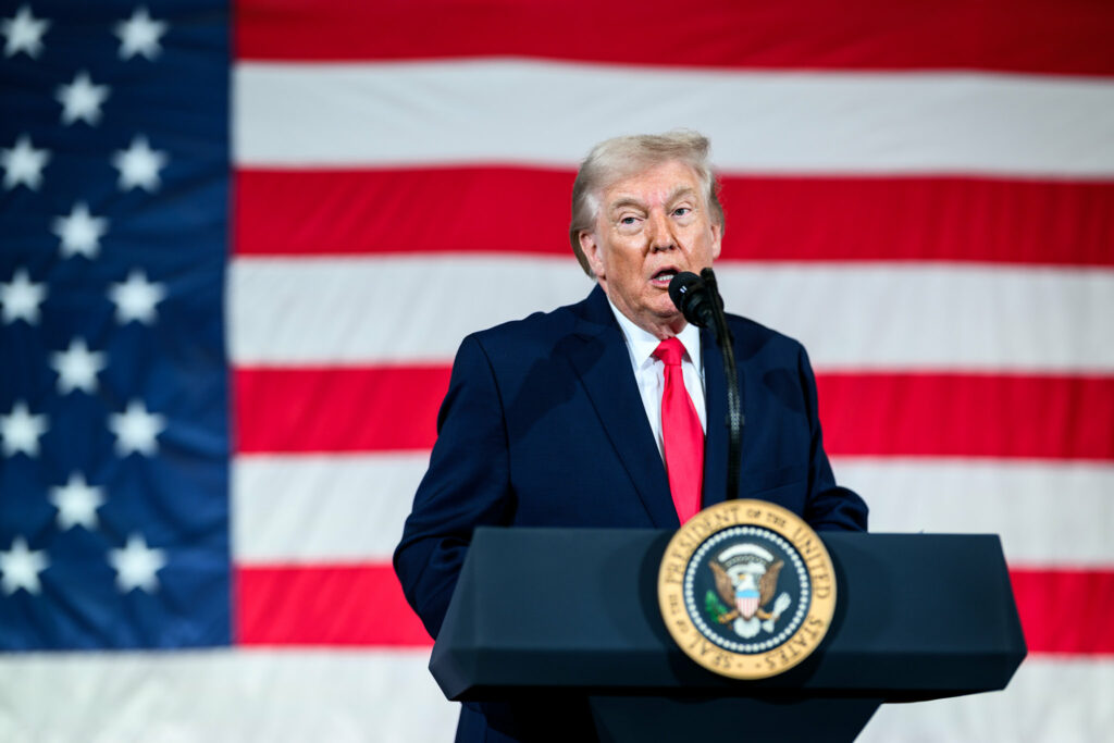Guerra contra Irã “será incursão de curto prazo”, diz Trump