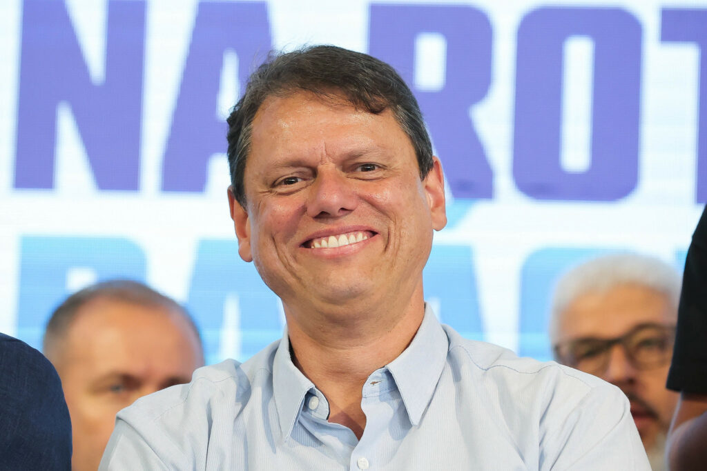 Tarcísio diz que Haddad é o “melhor ministro da Fazenda da história do Paraguai”