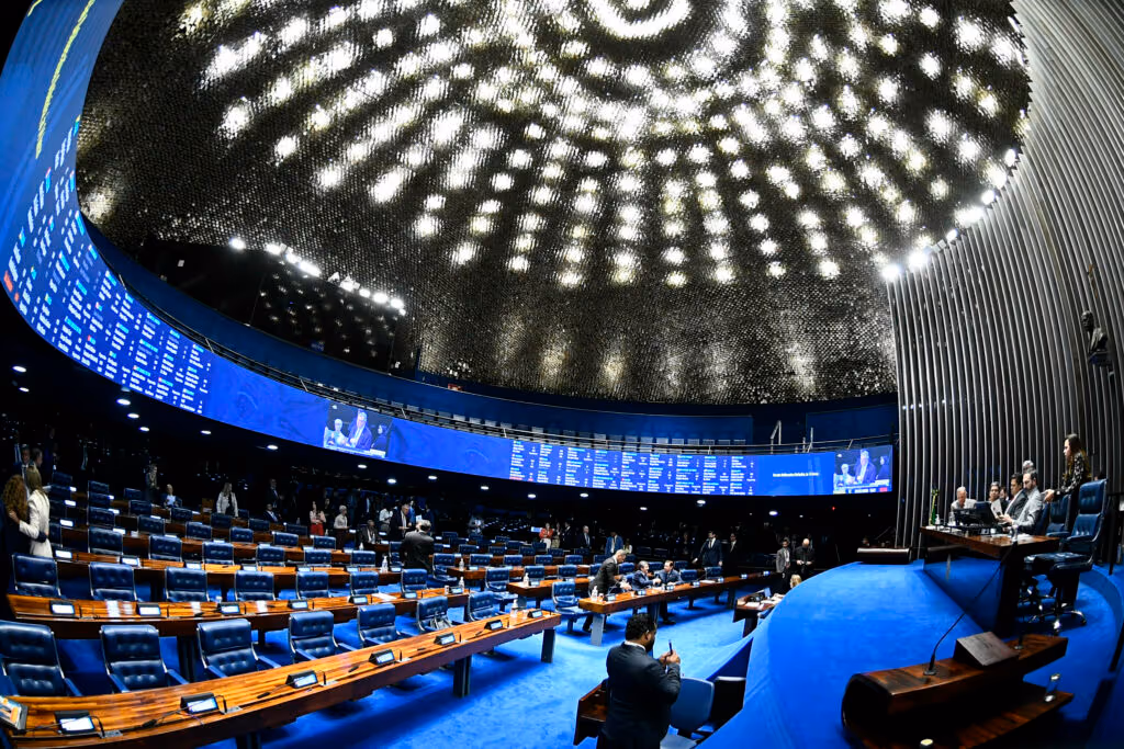 Senado deve analisar projeto que criminaliza misoginia nesta terça