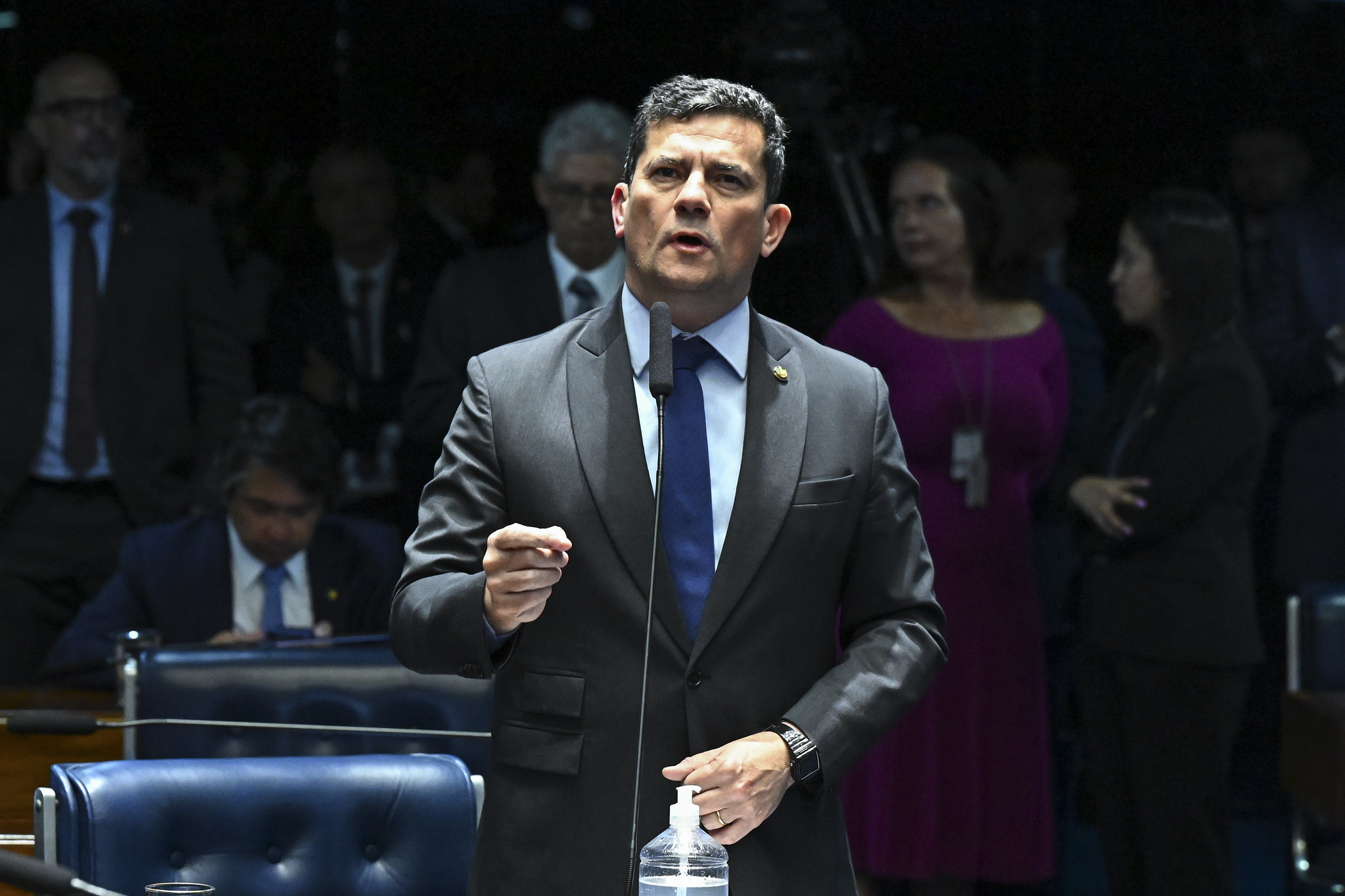 Moro desafia Ciro em Sobral e relembra ameaça de ser recebido “na bala”