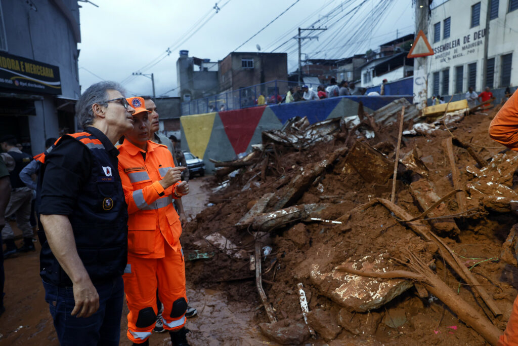 MP investiga Zema por corte de verba para reduzir impacto das chuvas em MG