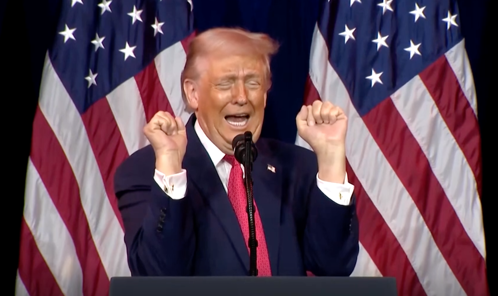 Trump celebra Mês da História Negra após vídeo racista