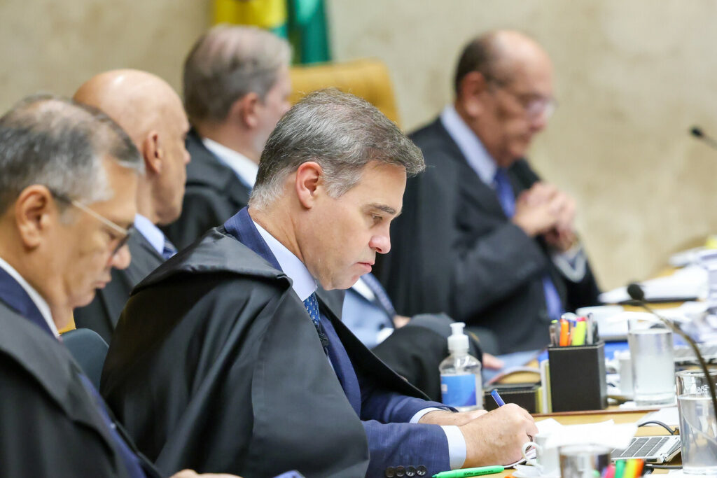 Mendonça autoriza visitas da defesa a Vorcaro sem gravação