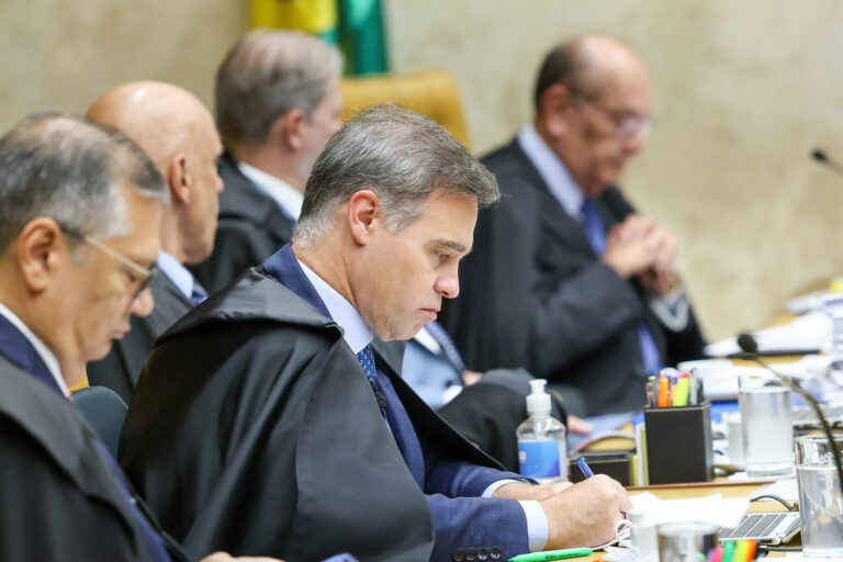 Mendonça autoriza visitas da defesa a Vorcaro sem gravação