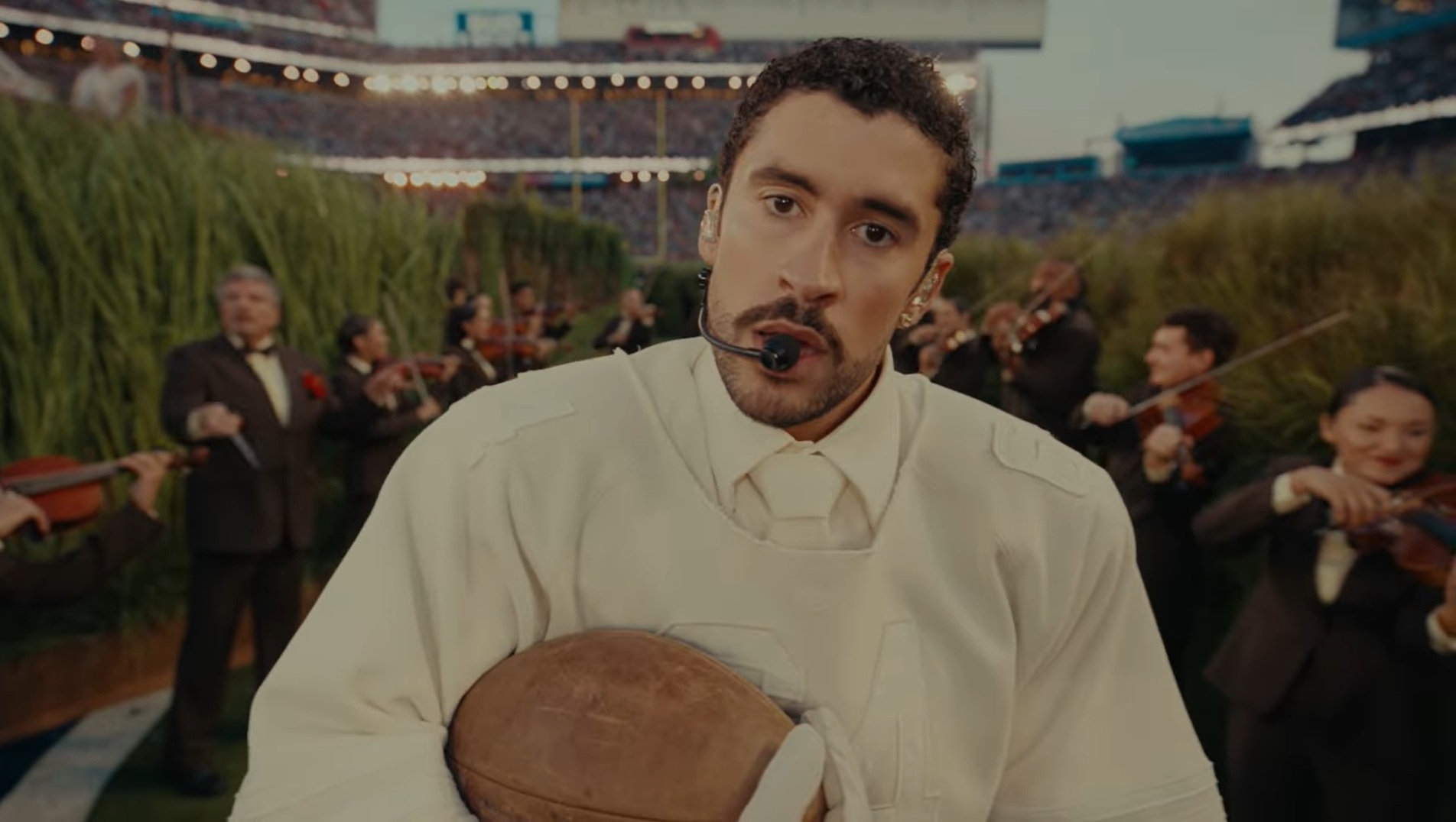 Crusoé: Por que Trump não gostou do show do intervalo do Super Bowl