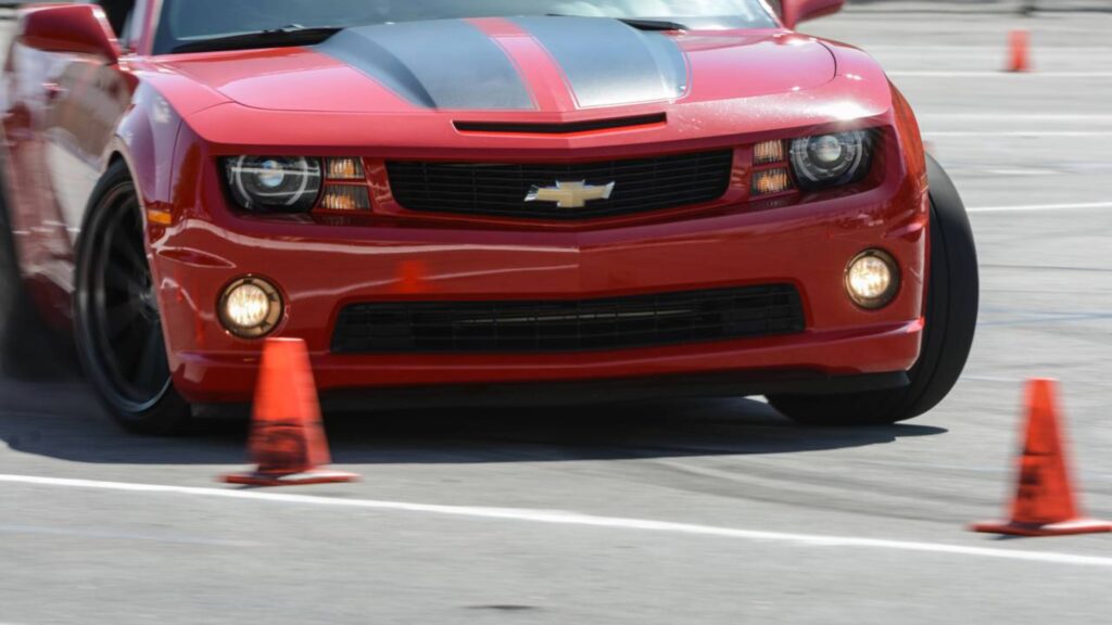 Manter um Camaro exige bolso de empresário: veja os gastos para sustentar o V8