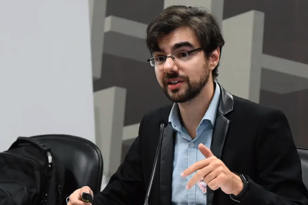 Petista indicado ao BC defende regulação de capitais e nova meta de inflação