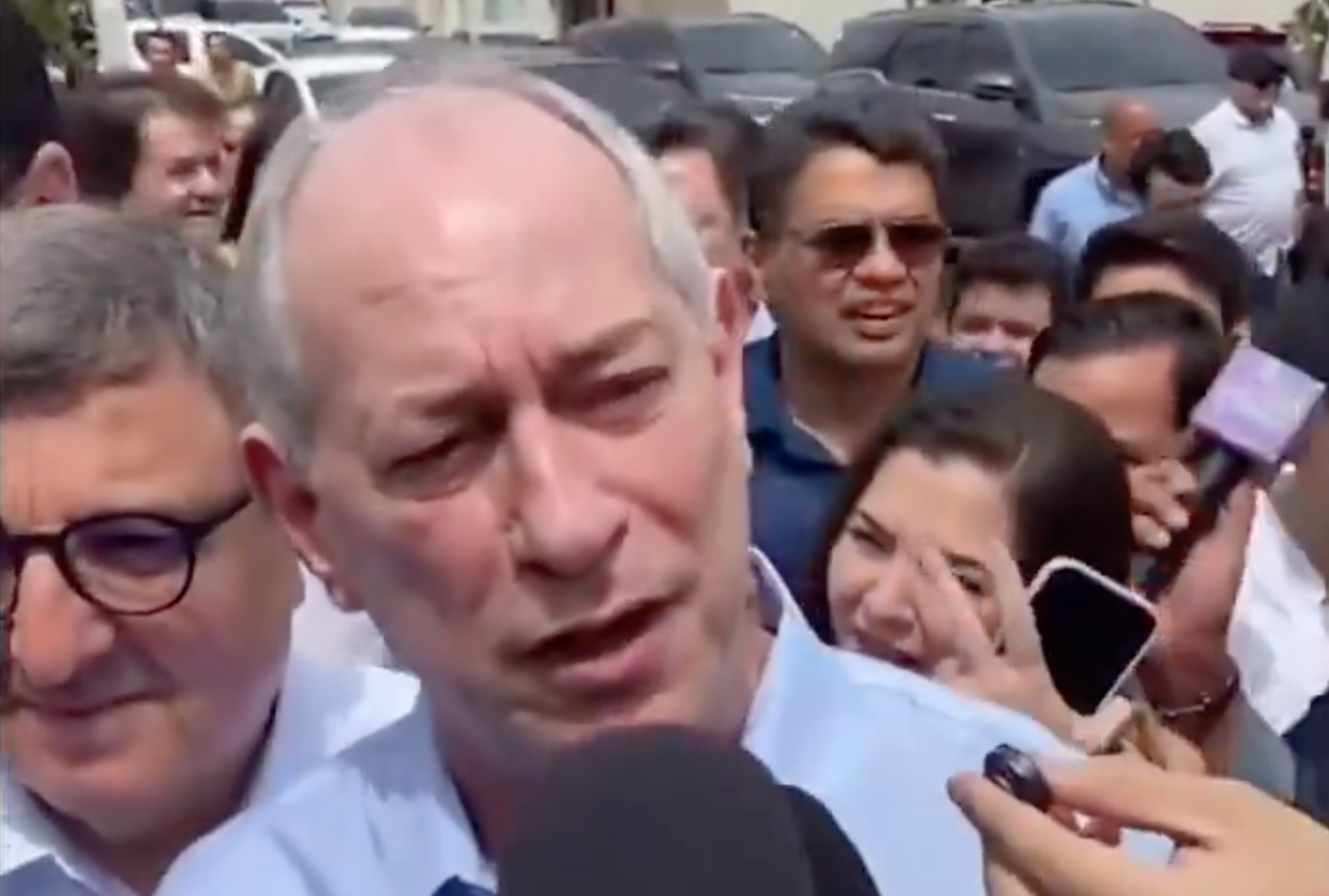 “Não pretendo mais ser candidato”, diz Ciro Gomes