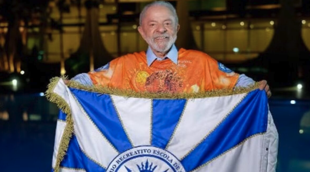 Lula vai ao Rio para acompanhar desfile em sua homenagem