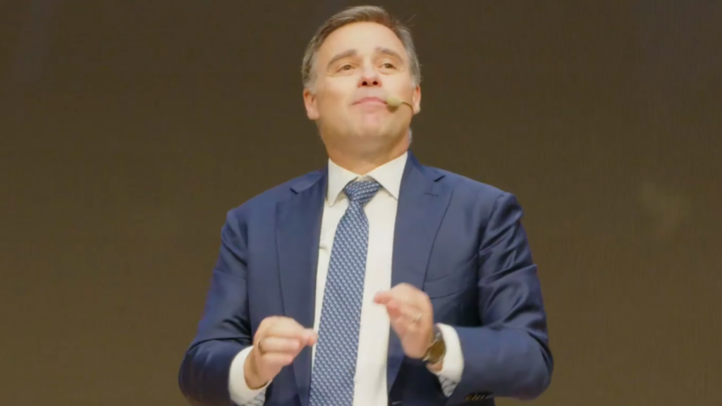 Mendonça alerta para “tentação do diabo” ao falar de poder institucional