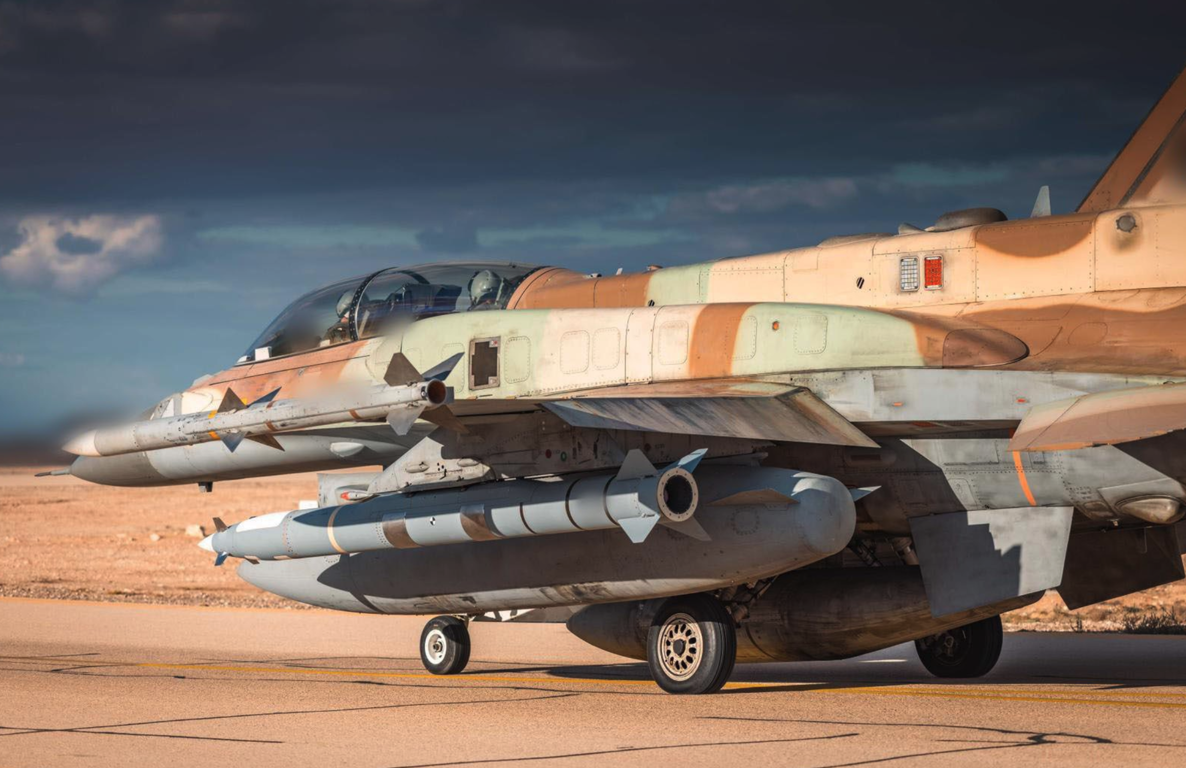 Ataque aéreo de Israel contra o Irã é o maior da história do país