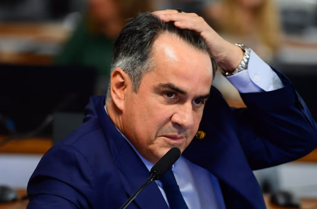 Ciro Nogueira reage a decisão de Bolsonaro em SC