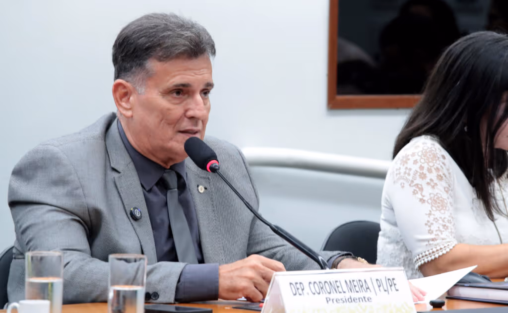 Deputados querem instituir prisão perpétua no Brasil