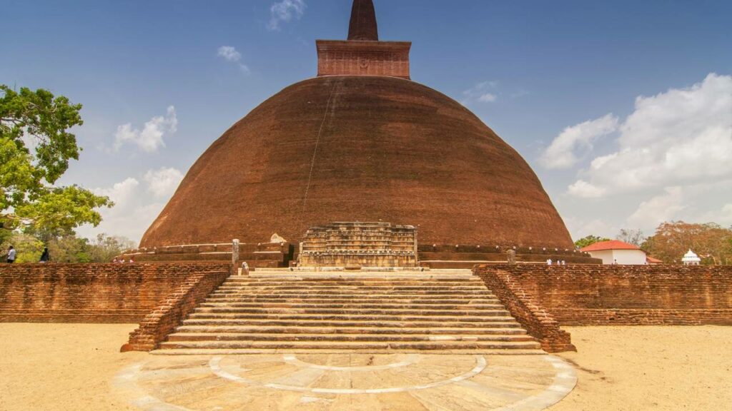 Enorme megaestrutura construída para a eternidade ainda está de pé após 1.700 anos