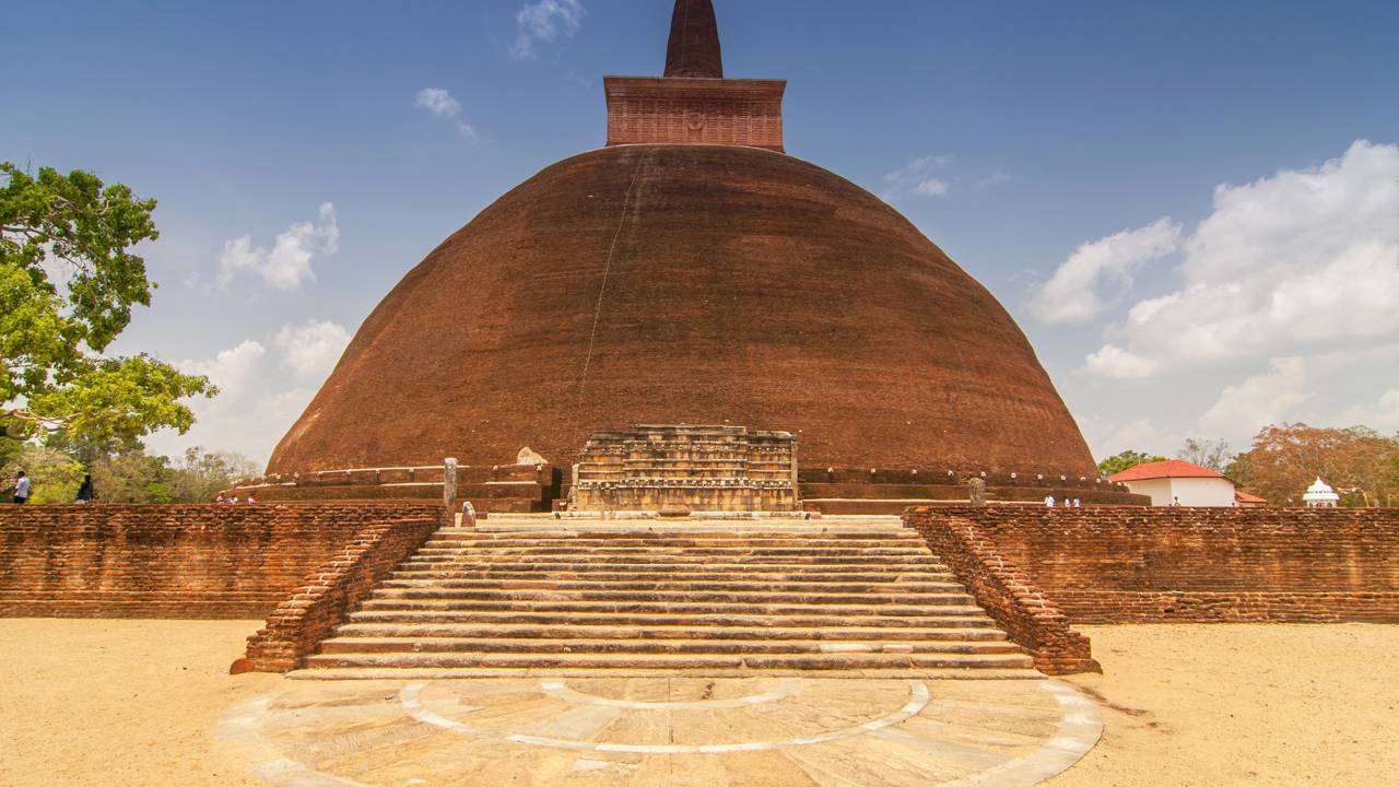 Enorme megaestrutura construída para a eternidade ainda está de pé após 1.700 anos