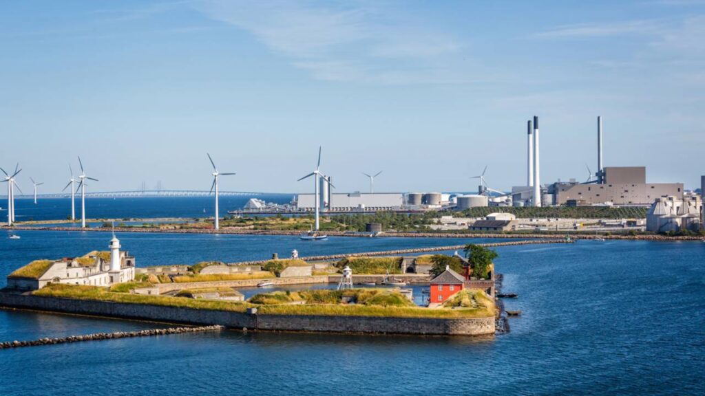 Essa ilha europeia está a venda por 10 milhões de euros: Ela é uma fortaleza da 1° Guerra Mundial com restaurantes e hospedagem