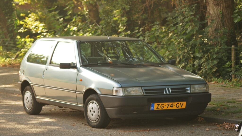 Quanto custaria o Fiat Uno Mille zero km hoje? Preço corrigido pela inflação em 2026