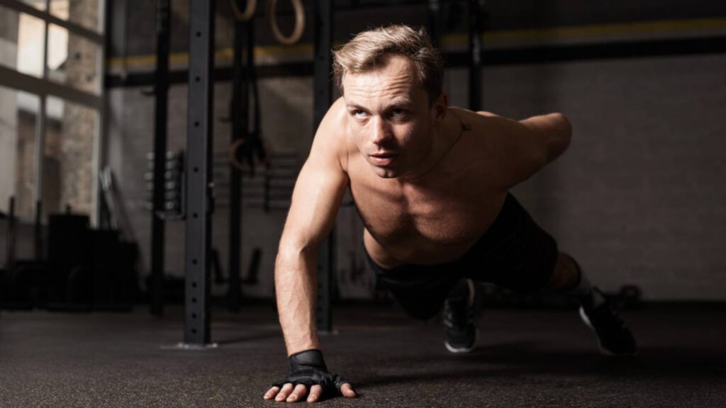 Flexão todos os dias vale a pena O que muda no corpo de quem faz 30 repetições diárias por 60 dias