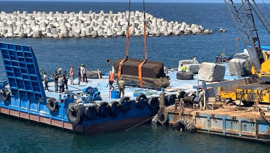 Blocos do Farol de Alexandria são resgatados após mais de 1000 anos