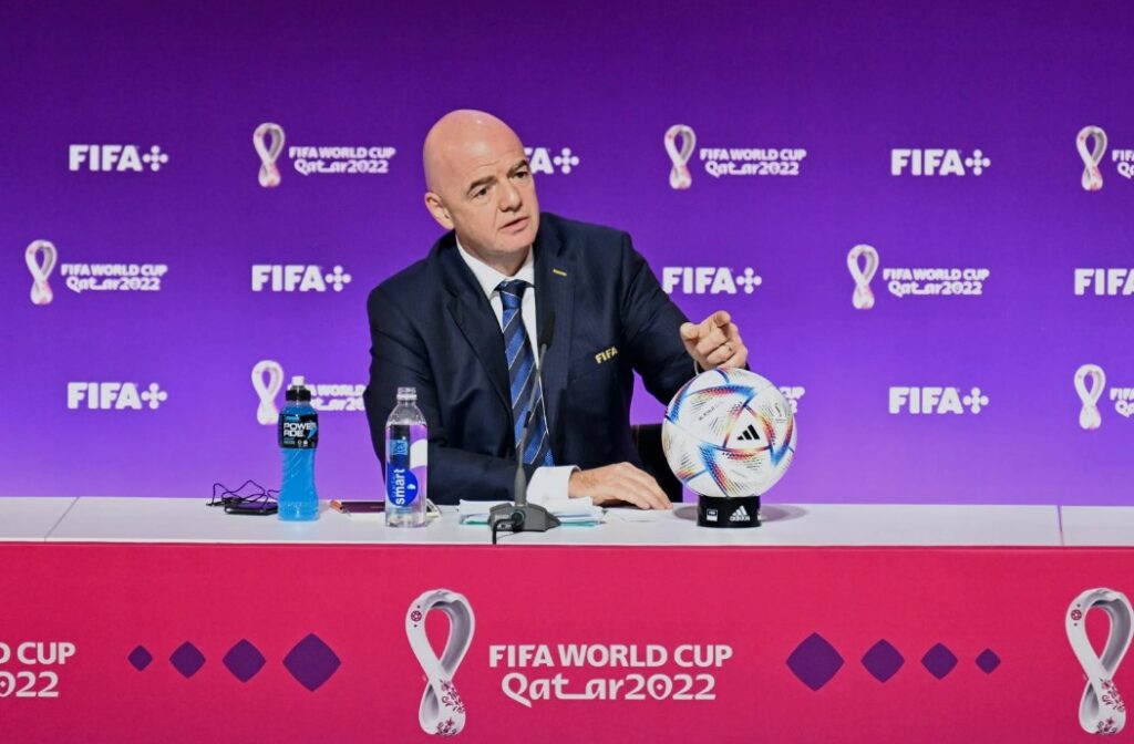 Crusoé: A Rússia voltará aos torneios da Fifa?