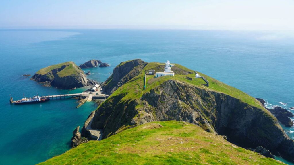 10 lugares mais isolados do mundo que parecem inalcançáveis até para viajantes experientes
