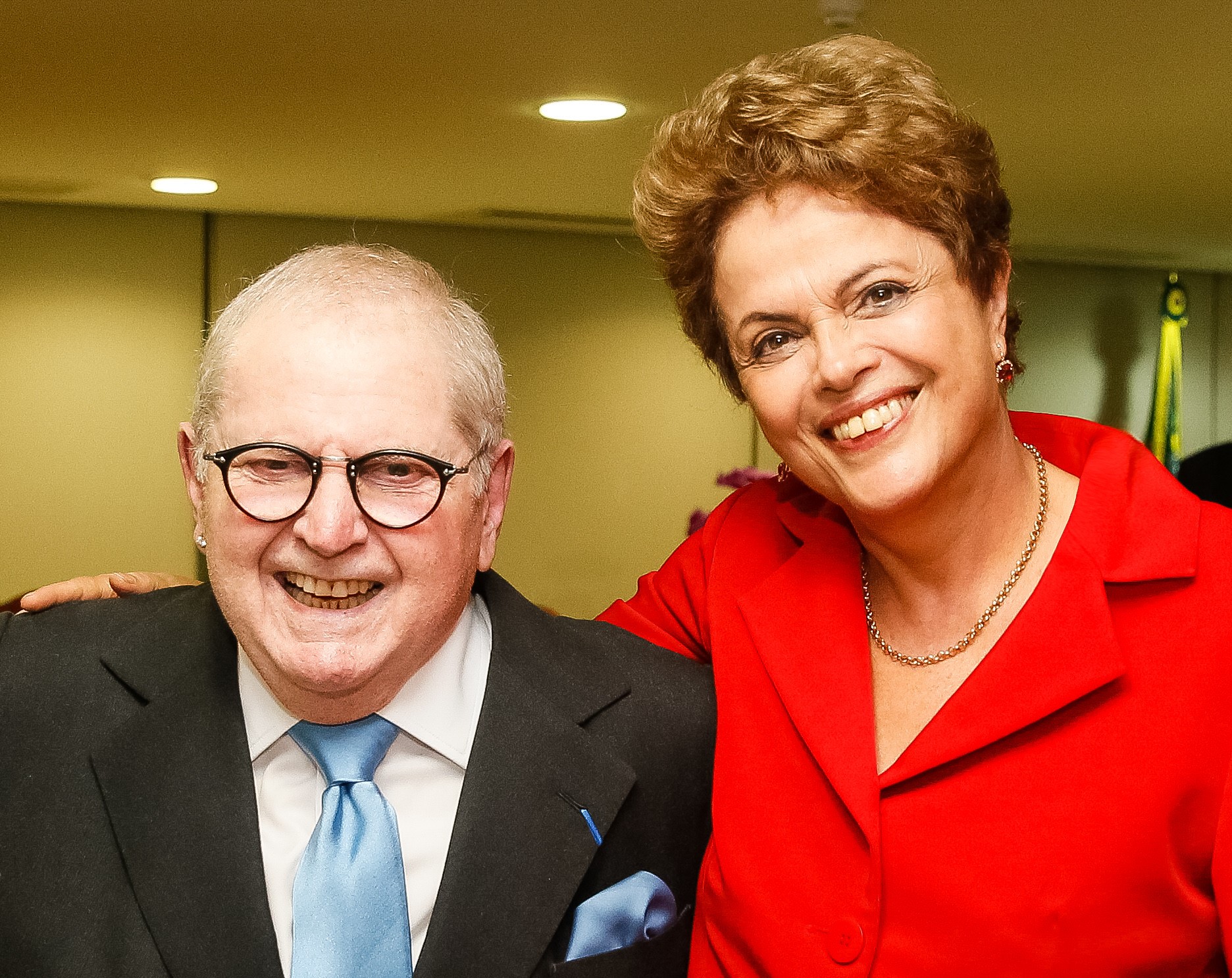 Josias Teófilo na Crusoé: O risco da informalidade permanente