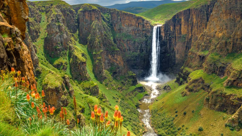 10 lugares estranhos do mundo que você nunca ouviu falar e parecem irreais