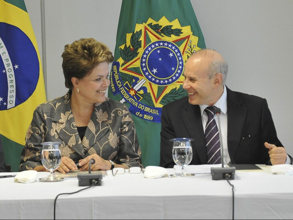 Crusoé: Guido Mantega prova o seu valor