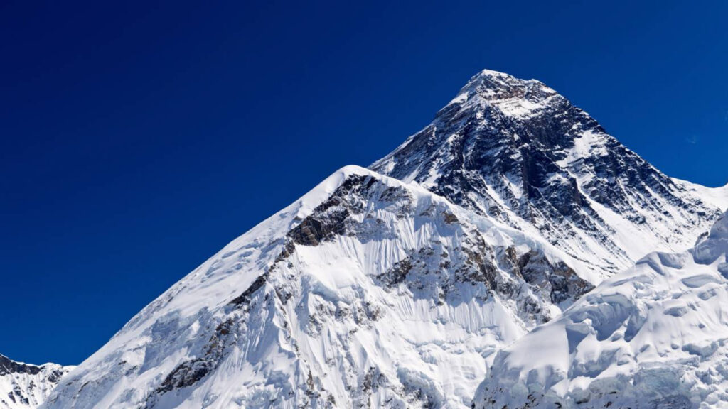 A nova descoberta no Monte Everest que está assustando cientistas e o mundo inteiro