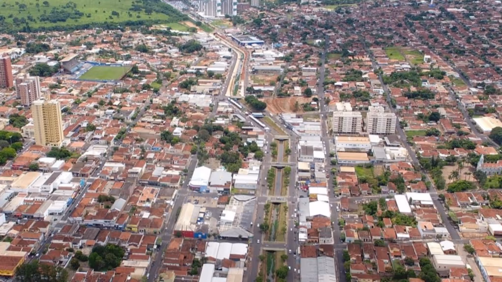 Olímpia tem feriado em 02/03/2026 e isso pode virar emenda perfeita, mas só se você planejar o básico antes