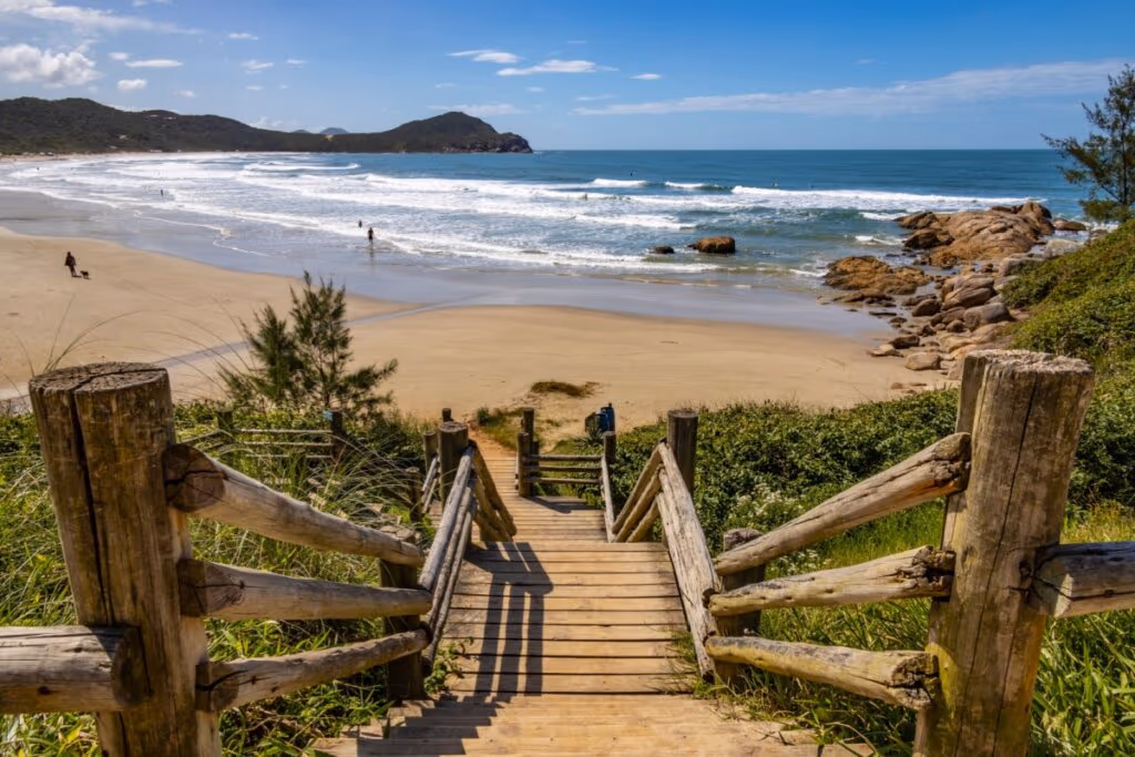 Roteiro 3 dias: o que fazer na Praia do Rosa no verão