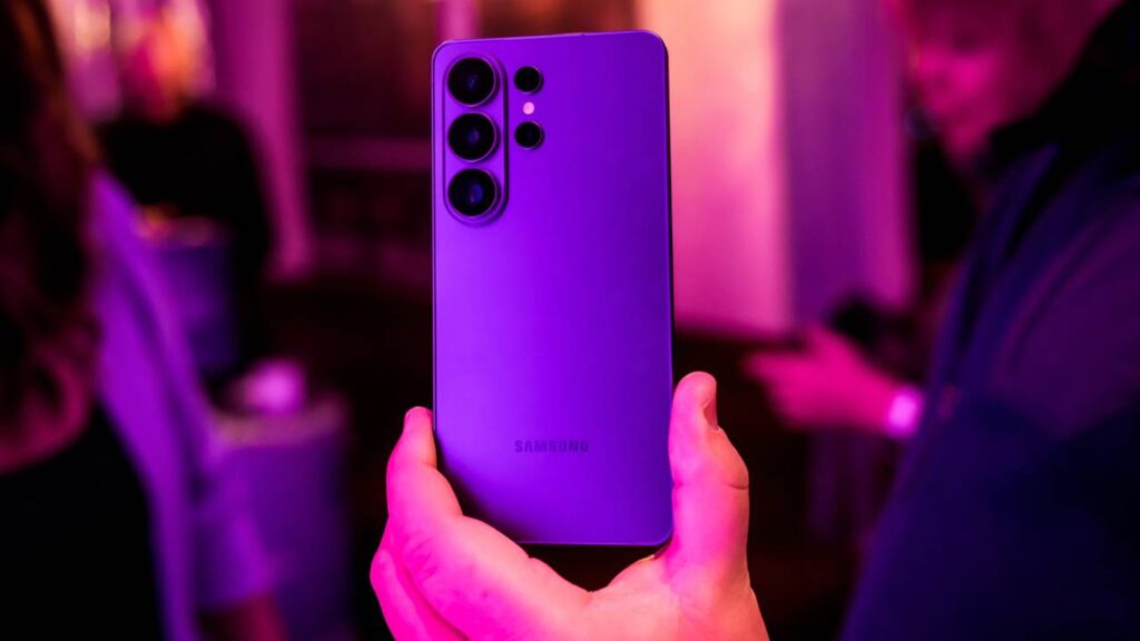 Samsung Galaxy S26 Ultra chegou e muda o jogo para quem exige o máximo do celular