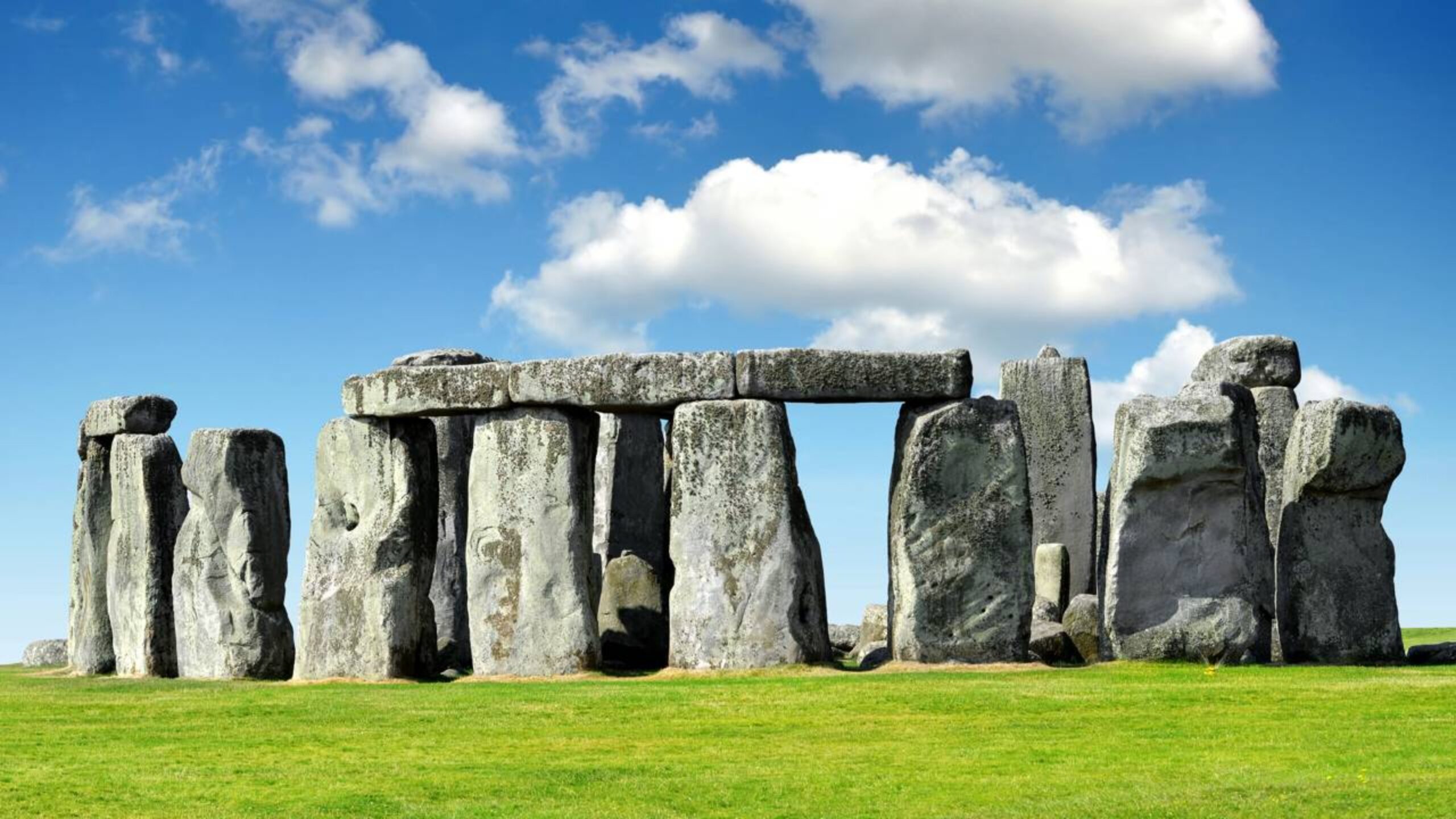 O que é Stonehenge e por que esse monumento desperta tanta curiosidade