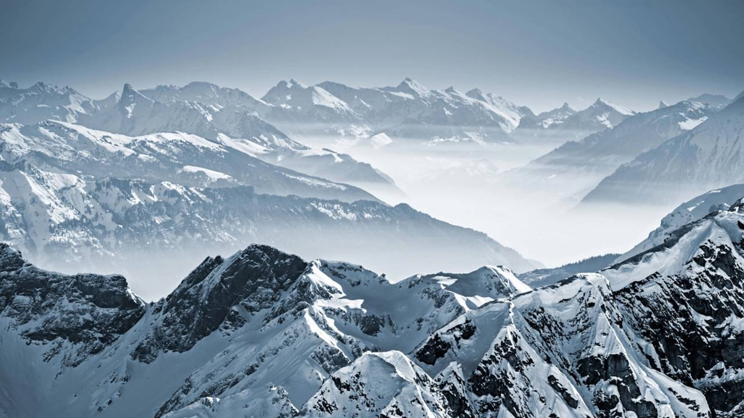 Suíça está pagando R$ 500 mil para quem quiser ir morar lá, mas ninguém aquenta