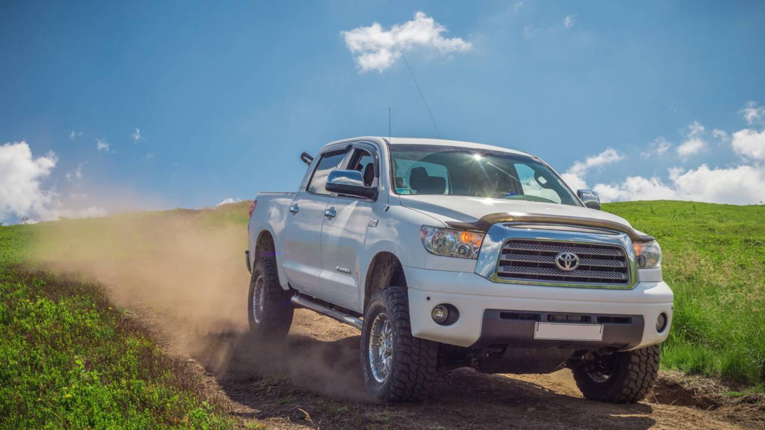 Quanto custa manter uma Hilux a diesel contando com as taxas