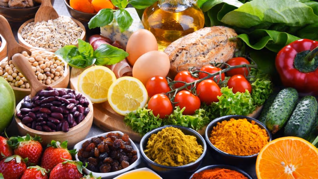 Maiores de 55 anos: alimentos que protegem a visão e ajudam a manter a saúde dos olhos