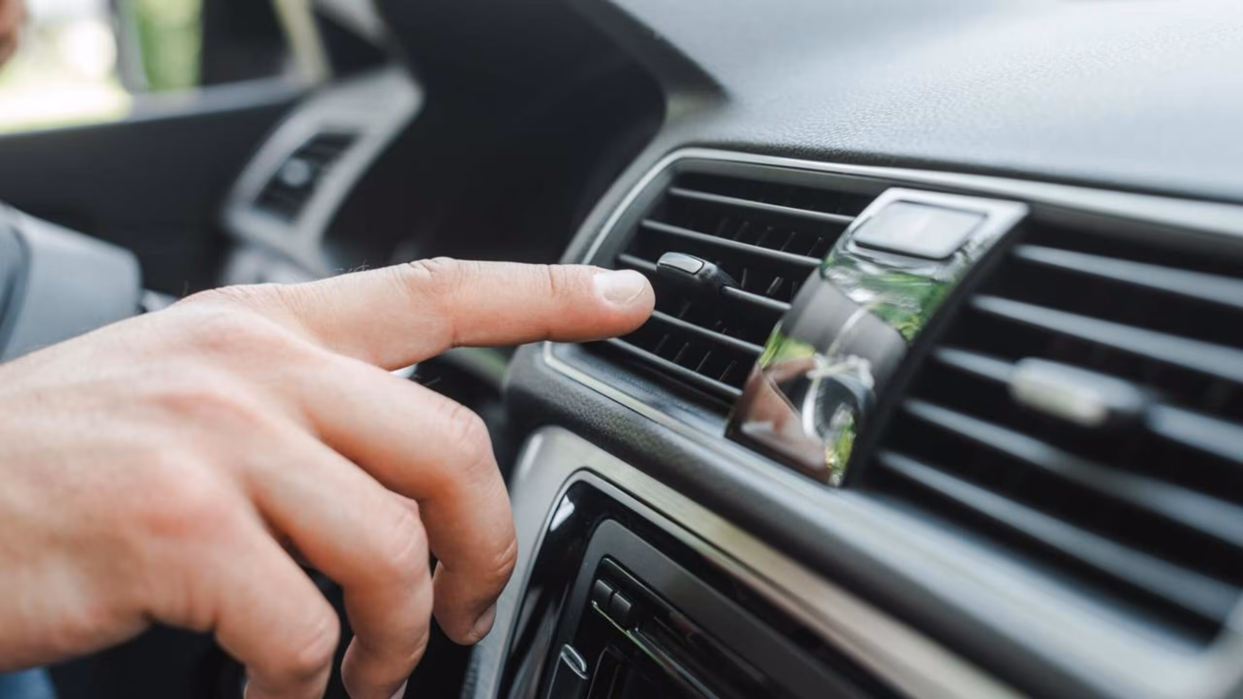 Ignorar a manutenção do ar-condicionado pode aumentar o gasto a cada abastecimento