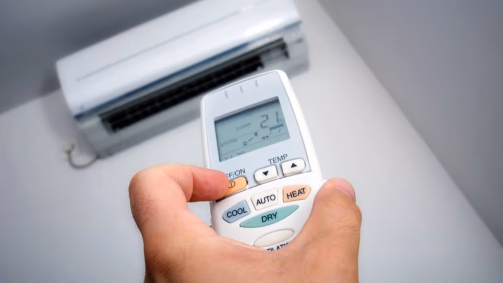 O botão do ar-condicionado que 90% das pessoas ignoram e pode cortar até 30% da conta de energia