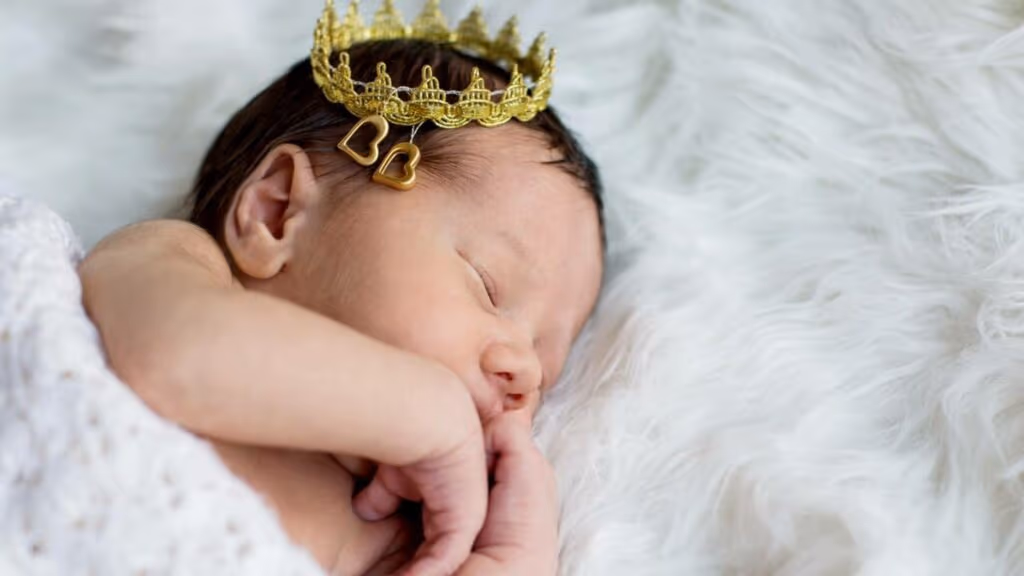 Nomes para seu bebê inspirados no brilho do ouro e da prata