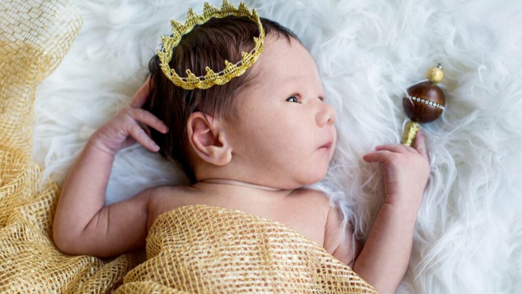 Nomes para seu bebê inspirados no brilho do ouro e da prata
