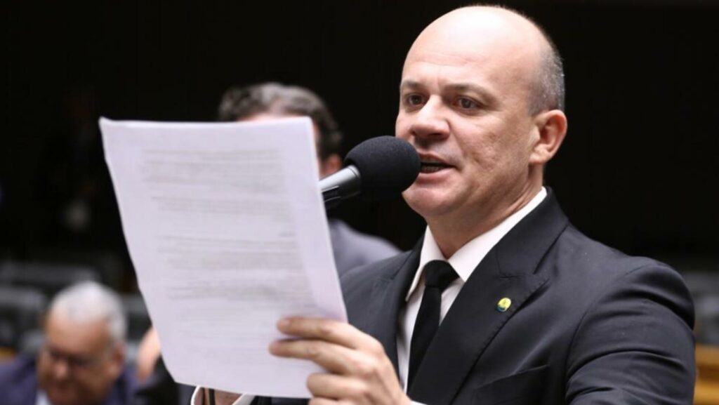 Fim da escala 6×1: Oposição analisará “detalhadamente” PEC para se posicionar