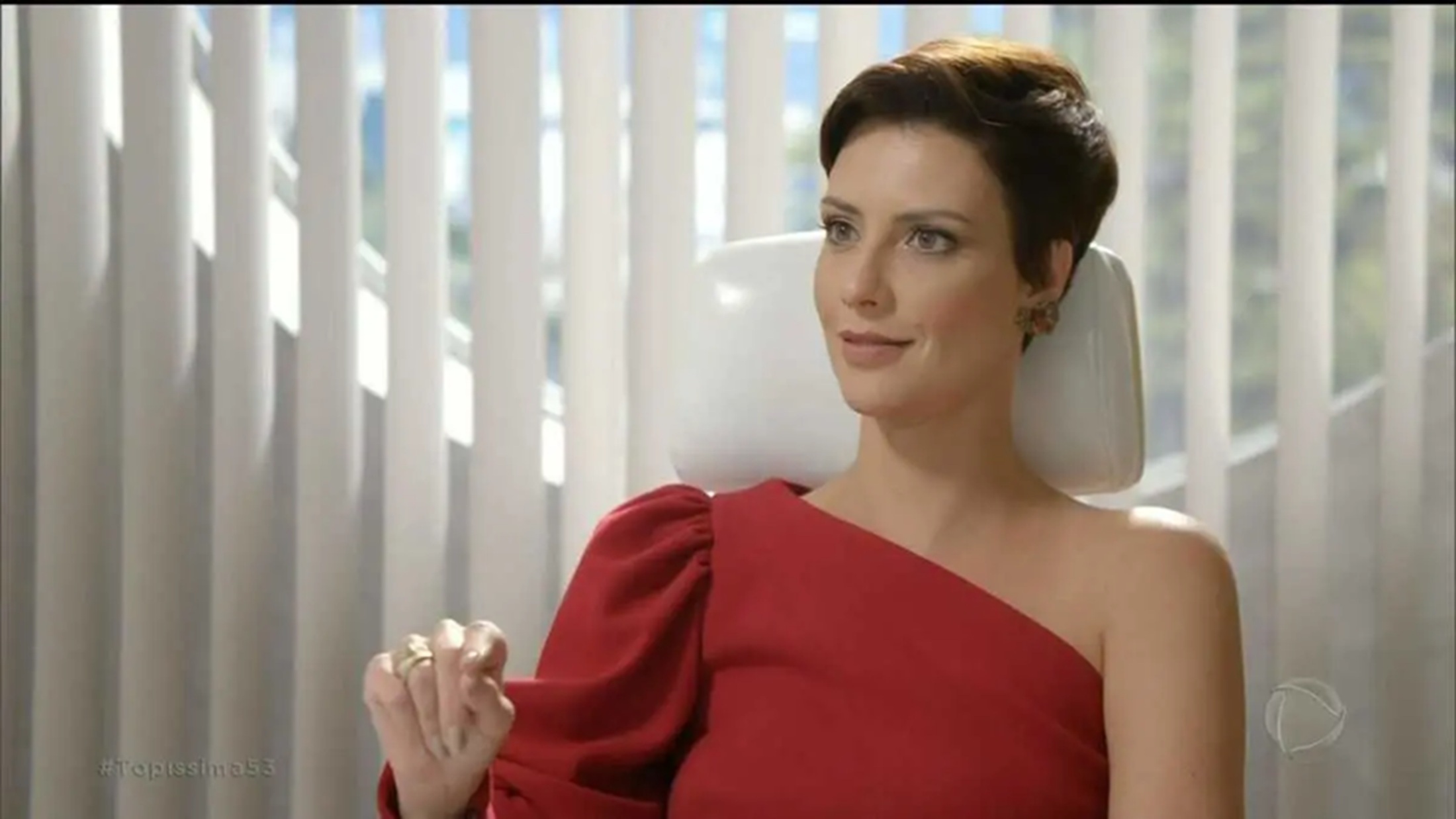 Camila Rodrigues revela hostilidade de colegas da Globo