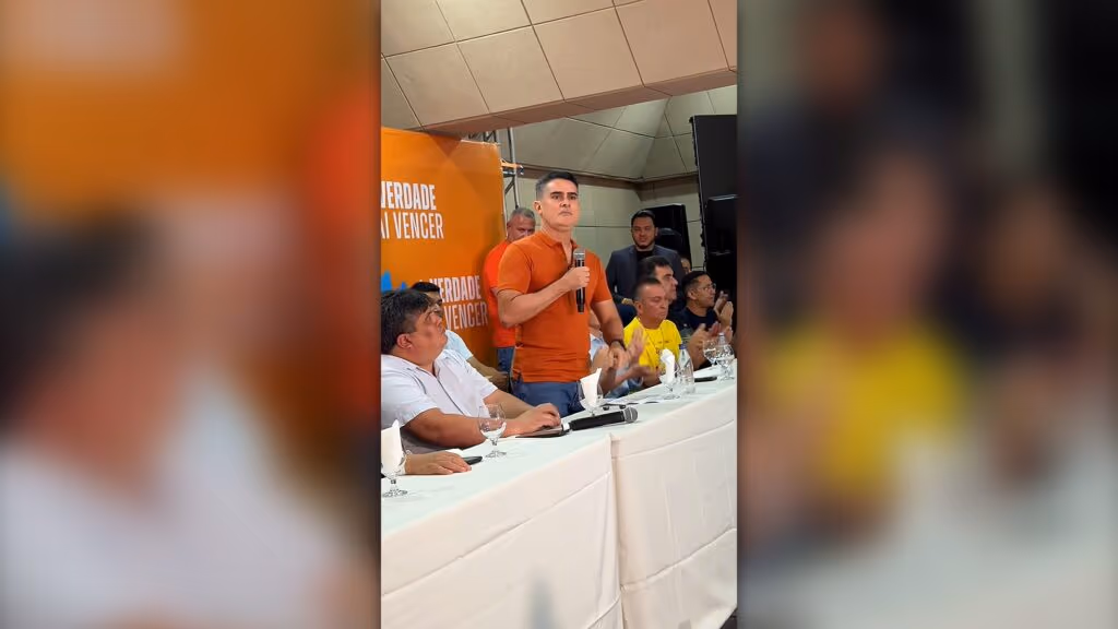 Crusoé: Prefeito se diz intimidado por senador e lança pré-candidatura