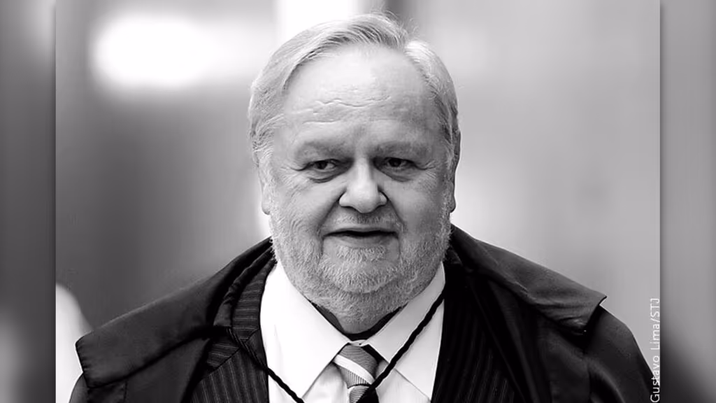 Felix Fischer, ministro aposentado do STJ, morre aos 78 anos
