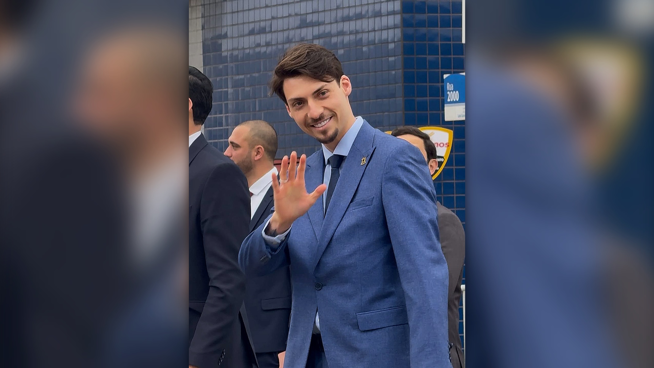 Jair Renan visita Bolsonaro na Papudinha: “O velho é resiliente”