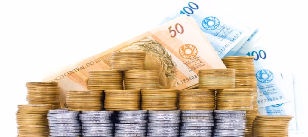 Regra dos 7 dias para economizar dinheiro que transformou uma vida aos 55 anos